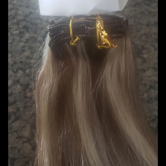 Human hair extensions - Picture 4 of 14